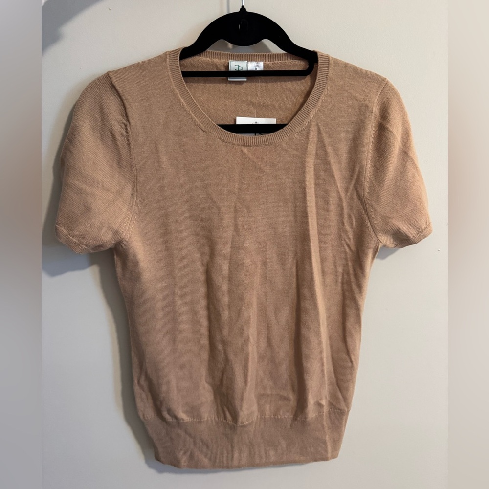 Doria 100% wool top